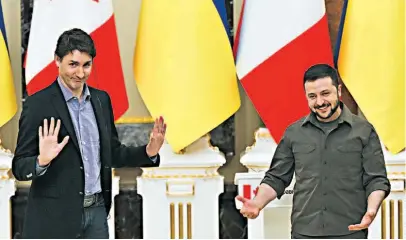  ?? ?? O primeiro-ministro canadiano, Justin Trudeau, em Kiev com o líder ucraniano, Volodymyr Zelensky.