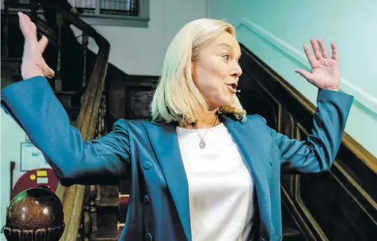  ?? DPA-BILD: Van Weel ?? Sigrid Kaag ist die zweite große Siegerin der Wahl in den Niederland­en. Ihre linksliber­ale Partei D66 gewann fünf Sitze hinzu und verdrängte die Partei von Geert Wilders von Platz 2.