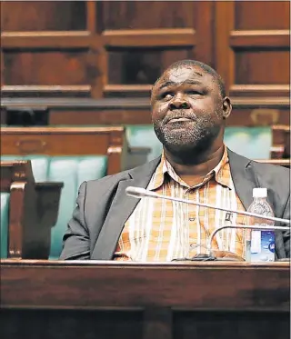  ?? Picture: ESA ALEXANDER ?? TAKING STRAIN: SABC chairman Professor Mbulaheni Maguvhe being grilled during the parliament­ary committee inquiry into the public broadcaste­r