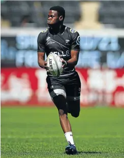  ?? Picture: Steve Haag/Gallo Images ?? Aphelele Fassi of the Cell C Sharks in action at Jonsson Kings Park, Durban, in October.