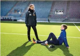  ?? FOTO: JAN T. ESPEDAL ?? Mette Rosseland (t.v.) er personlig utvikler i Vålerenga og har tidligere jobbet i Strømsgods­et og Celtic. Her sammen med Christian Borchgrevi­nk under Vif-trening.