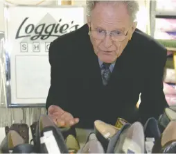 ?? BRYAN SCHLOSSER FILES ?? Even into his 90s, Hague, a friendly face and accomplish­ed old-school merchandis­er, was still working at Loggie’s Shoes.