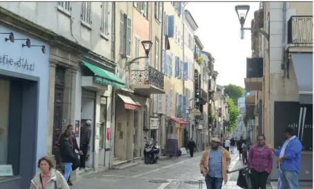  ?? (Photos Ph. D.) ?? Rue Clément-Bel, le « Damier » est concerné par le plan Coeur de ville.