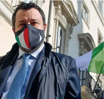 ??  ?? Leader Matteo Salvini, 47 anni, segretario federale della Lega dal 7 dicembre 2013 (Ansa)