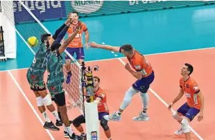  ?? Benda/CEV Foto Michele ?? Bodo odbojkarji ACH Volleyja v napadu večkrat prebili blok Perugie kot na prvi tekmi v Italiji?