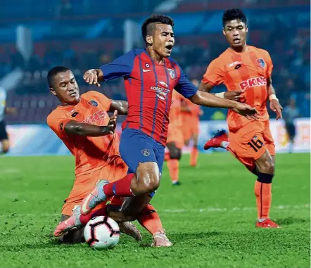  ??  ?? Depleted: Johor Darul Ta’zim will be without forward Safawi Rasid (centre), who is serving a one-match suspension, in the AFC Champions League match against Gyeongnam today.