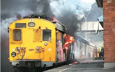  ?? PICTURE: CITY OF CAPE TOWN ?? GUTTED: The burned out train at Steenberg station. No injuries were reported and the cause of the fire has not been determined.