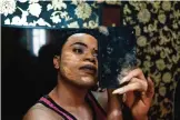  ??  ?? Bobrisky, applies eyeliner in preparatio­n for an event.