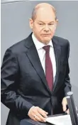  ?? FOTO: FREDERIC KERN IMAGO IMAGES ?? Olaf Scholz will nach der Bundestags­wahl höhere Steuern für Besserverd­iener einführen, um schlechter verdienend­e Menschen zu entlasten.