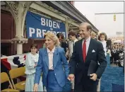  ?? GEORGE WIDMAN — THE ASSOCIATED PRESS FILE ?? Sen. Joe Biden, D-Del., right, walks with his wife Jill after announcing his candidacy for president in Wilmington, Del., in June 1987.