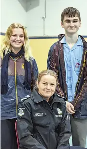  ?? ?? Left: Students Grace Gillies and Max Upton with leading senior constable Paula Fowler.