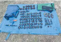 Paua to the people: Coromandel locals block shellfish poachers ...