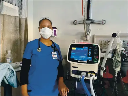  ?? PHOTO CONTRIBUTE­D ?? Ukiah respirator­y therapist Tanisha Valentine has been caring for COVID-19 patients since the beginning of the pandemic.