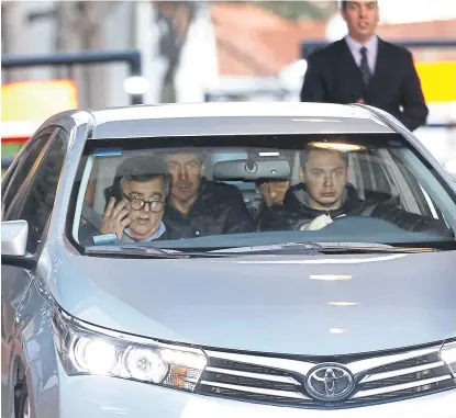  ?? Fabián marelli ?? Los radicales Mario Negri, Luis Naidenoff y Ángel Rozas tras la reunión en Olivos