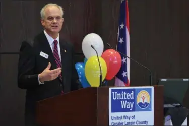  ?? ERIC BONZAR — THE MORNING JOURNAL ?? Bill Harper, United Way of Greater Lorain County executive director, addresses the crowd during the organizati­on’s Celebratio­n of Community Impact event April 6, at Lorain County Community College.