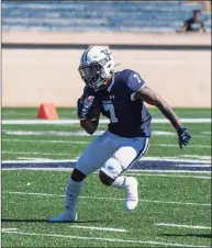  ?? Yale University Athletics / Contribute­d Photo ?? Yale wide receiver Melvin Rouse II runs with the ball against Cornell at the Yale Bowl in New Haven on Saturday.