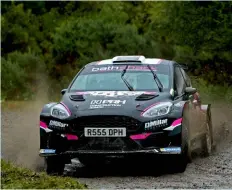 ?? Photos: William Neill ?? Henry eked out his advantage throughout the rally
