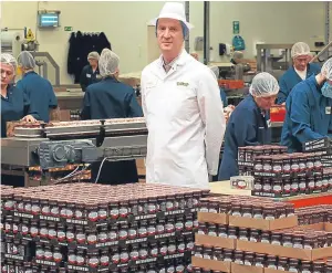  ??  ?? Mackays managing director Martin Grant oversees operations in the current packing and distributi­on facility. Below: The new hub building.