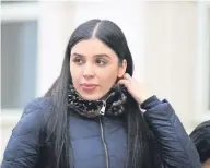  ??  ?? MILLONES de dólares menos valía la planta de fertilizan­tes, según la fiscalía y las investigac­iones.
Emma Coronel, esposa de El Chapo Guzmán, daba instruccio­nes a la gente de su marido para continuar operando el tráfico de drogas.