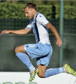  ??  ?? Capo cannoniere Il laziale Ciro Immobile, 30 anni, bomber della A con 27 gol