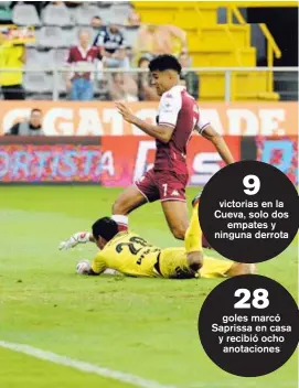  ?? DIANA MÉNDEZ ?? Saprissa derrotó 3 a 0 a Carmelita y aseguró el primer lugar de la fase regular. Johan Venegas (7) marcó el tercero.