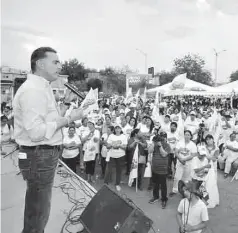  ??  ?? Firma. Guillermo Anaya, Candidato a Gobernador por Acción Nacional.