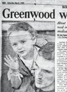  ?? PETER PARSONS • FILE ?? Olsa Morina, then almost two years old, waves to photograph­ers from her father’s shoulders at Camp Aldershot in this newspaper clipping from May 1999. Morina, a refugee from the war in Kosovo, is returning to Nova Scotia in May for an event that will mark 25 years since the arrival of 2,500 people in the province and provide a chance for people to reconnect with volunteers and workers who helped them in their first days here.