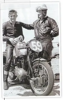  ??  ?? Hailwood with the NSU Sportmax and a South African fan.