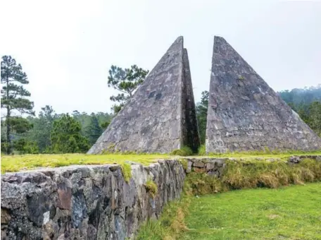  ?? SHUTTERSTO­CK ?? La Pirámide está localizada dentro del parque de Valle Nuevo.