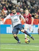  ?? FOTO: EFE ?? Fekir, sancionado ante el Barça