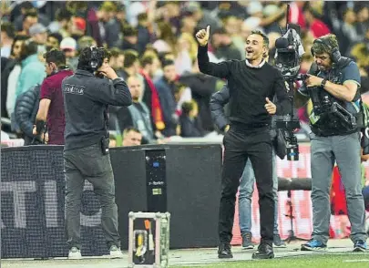  ?? FOTO: MANEL MONTILLA ?? Luis Enrique debutó en Wembley con victoria, un gran inicio para su periplo en la selección