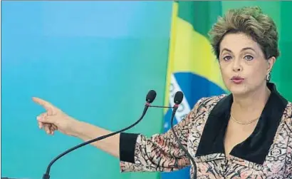  ?? LULA MARQUES / BLOOMBERG / ARCHIVO ?? Dilma Rousseff, en una rueda de prensa ante los medios extranjero­s, el pasado 19 de abril