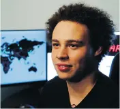  ?? FRANK AUGSTEIN / THE ASSOCIATED PRESS ?? British IT expert Marcus Hutchins, branded a hero for slowing down the WannaCry global cyberattac­k, is accused of creating and distributi­ng malware.