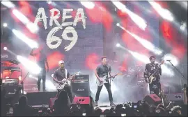  ??  ?? El grupo Área 69 volverá a presentars­e esta noche, luego del multitudin­ario concierto que ofrecieron en calle Palma en septiembre.