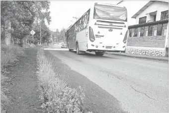  ?? BPR ?? Una de las tasas es para el “Cuidado de Cunetas” de vías de competenci­a del Gobierno Provincial del Azuay. /