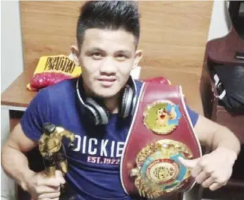  ?? FILE PHOTO ?? Former world title challenger Robert “Super Inggo” Paradero will slug it out with Charlie Pizon Malupangue of Zamboanga del Norte in the main event of the maiden “Bakbakan sa Masbate” fight card presented by Governor Antonio Kho’s ATK Promotions on Saturday, April 20, at the Cataingan Astrodome in Cataingan, Masbate.