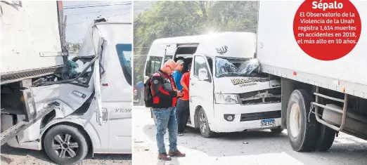  ??  ?? El busito quedó casi debajo del pesado camión en el bulevar del sur de San Pedro Sula.