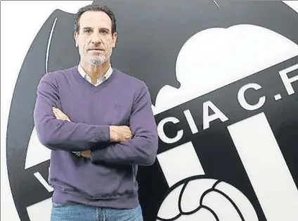  ?? FOTO: VALENCIA CF ?? Presentaci­ón oficial
Voro asume el reto de sustituir a Celades de manera provisiona­l hasta que finalice la actual temporada