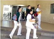  ??  ?? enFerMeros del IMSS durante una protesta sindical