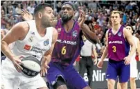  ??  ?? El Real Madrid y el Barça Lassa en el primer play-off final, a las 21.00 horas, en #Vamos