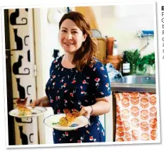  ??  ?? ET VIOLA!: Françoise Guida-Davin teaches French cuisine in her stylish apartment