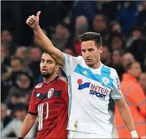  ??  ?? Auteur du deuxième but, Florian Thauvin a encore été omniprésen­t.