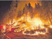  ??  ?? El incendio Carr está resultando el más peligro entre los alrededor de 15 incendios declarados en California.