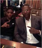  ?? BIG BROTHERS, BIG SISTERS OF THE MID-SOUTH ?? Alfred Washington sits with his little brother, Justin, at a restaurant