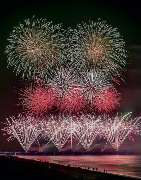  ?? JOHN KIRKANDERS­ON/STUFF ?? The New Brighton Pier will light up on July 10 as part of the city’s Matariki celebratio­ns.