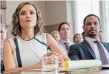  ?? NETFLIX ?? “Love, Guaranteed” stars Rachael Leigh Cook and Damon Wayans Jr.