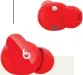  ??  ?? Beats-kopfhörer arbeiten oftmals am besten mit dem iphone, doch mit der Beatsapp kannst du sie auch mit einem Androidsma­rtphone verbinden.