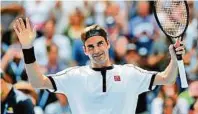  ?? AP ?? Roger Federer (Bild) besiegte im Achtelfina­le David Goffin