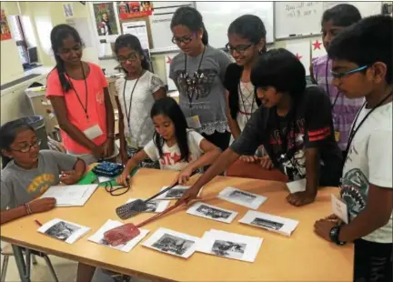  ?? YUVA HINDI SANSTHAN — FOR DIGITAL FIRST MEDIA ?? YHS STARTALK 2016 students take part in an activity.