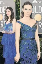  ?? STEFANIE KEENAN / GETTY ?? Camilla Belle, de azul y turquesa